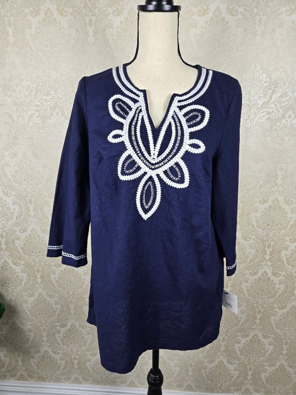 Croft & Barrow Size Medium Blue Tunic White Embroidery Linen Cotton Blend NWT